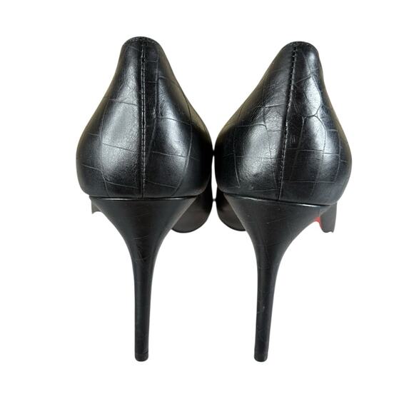Christian Louboutin Black Crocodile Embossed Leather Pumps 40 | Red Sole Heels - Picture 6 of 10